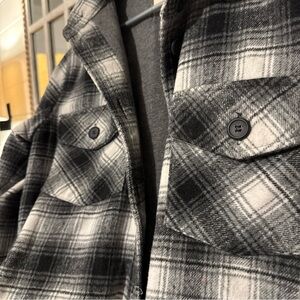 Thread & Supply Black and White Plaid Shirt Jacket medium